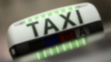 Długa kłótnia o krótki kurs taxi w Toruniu