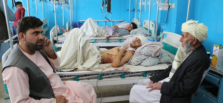 Afgański świadek opowiada o wybuchu w Kabulu. "Ranna dziewczyna umarła na moich rękach"