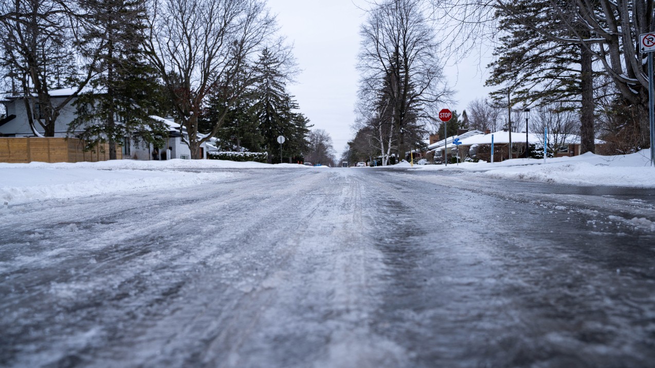 SHMÚ vydal výstrahu prvého stupňa pred poľadovicou. (ilustračné foto)