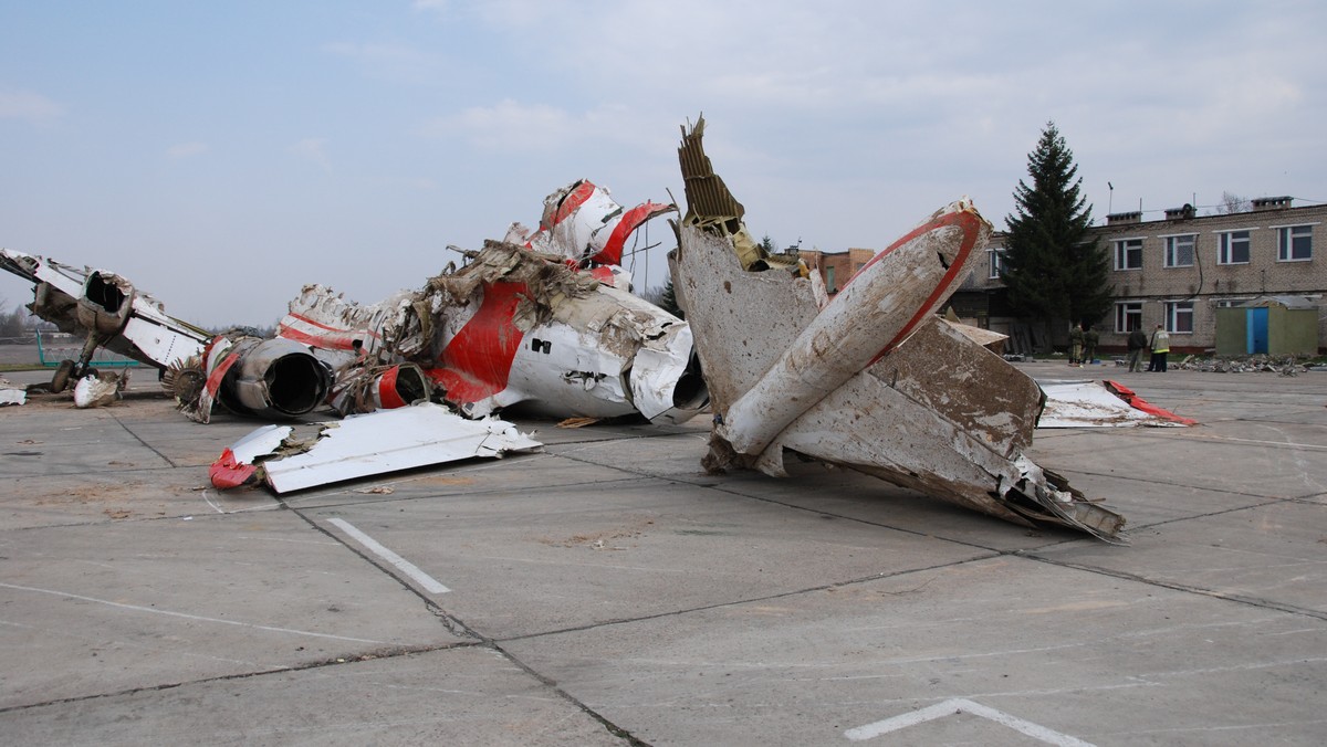 Ministerstwo Obrony Narodowej zwróciło do władz Federacji Rosyjskiej z żądaniem natychmiastowego przekazania Polsce zapisu rozmów w kokpicie Tu-154M - poinformował rzecznik prasowy MON Bartłomiej Misiewicz.