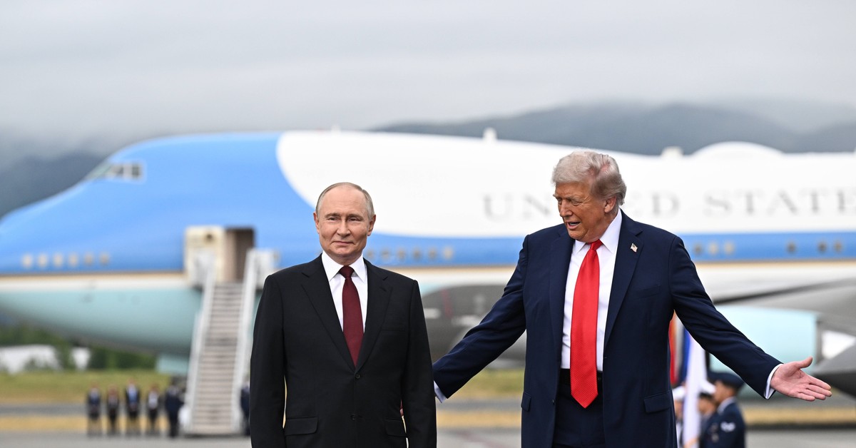 Decyzyjne narady po szczycie na Alasce: Trump, Zełenski i unijni liderzy omawiali kluczowe kwestie