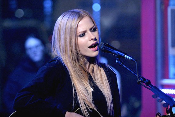 Avril Lavigne w 2004 roku