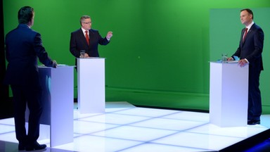 Debata w TVN od zaplecza. Komorowski z synem. Duda się odrodził