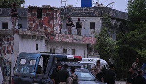 Pakistanske snage bezbednosti u Karačiju 28. juna
