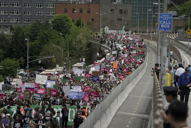 Protesty kobiet w USA przeciwko ograniczeniu prawa do aborcji.