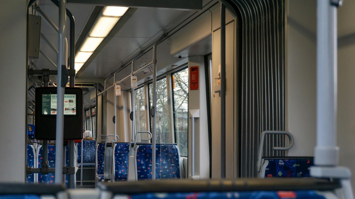 Gyerekekkel teli busz borult fel Németországban: többen súlyosan megsérültek
