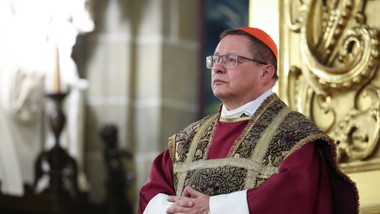 oficjalnie. kardynał ryś objął urząd metropolity krakowskiego. zastąpił abp. jędraszewskiego