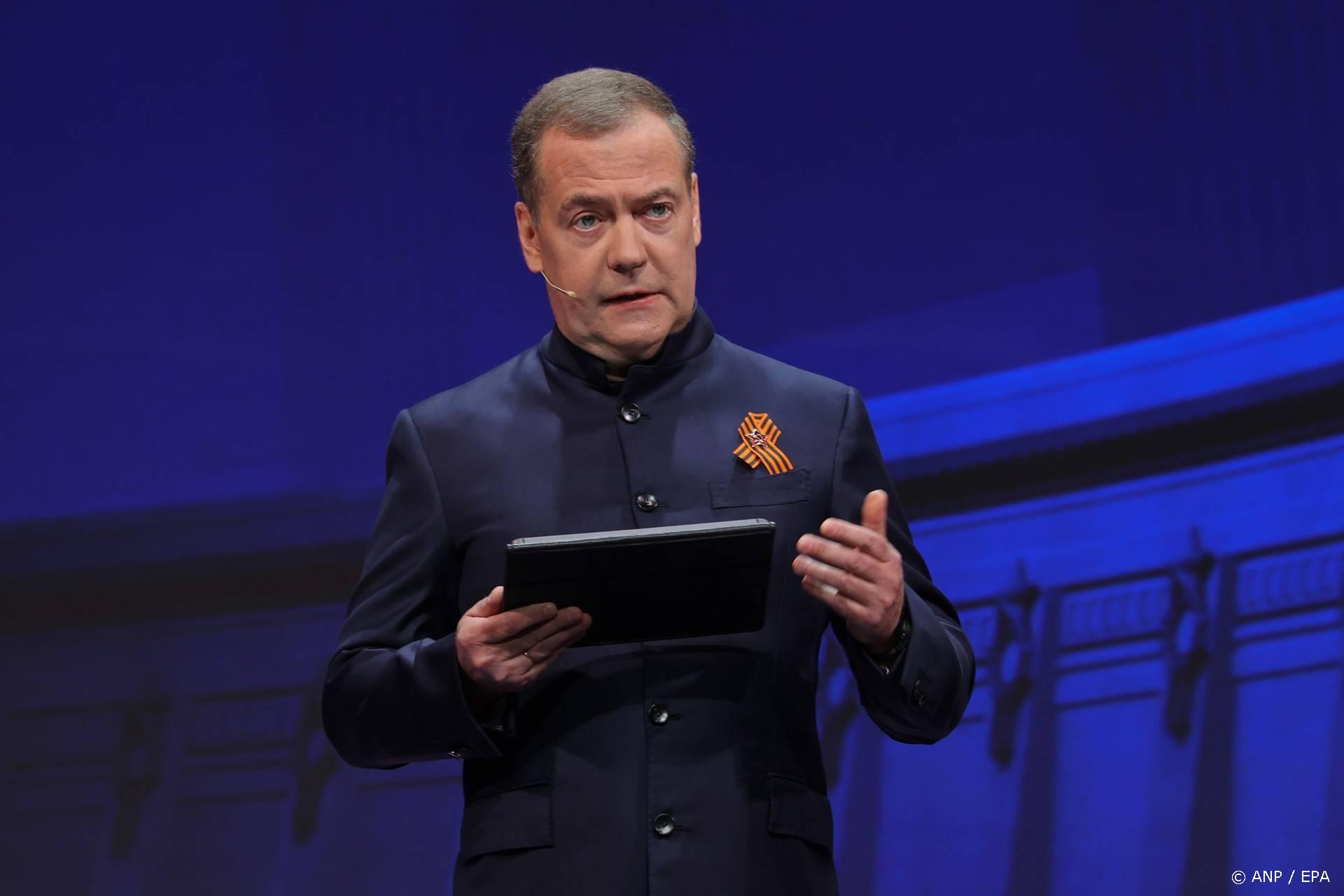 Medvedev wijst Trump ultimatum af over Oekraïne