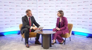 Jak skutecznie budować zróżnicowane zespoły w wielopokoleniowym biznesie?