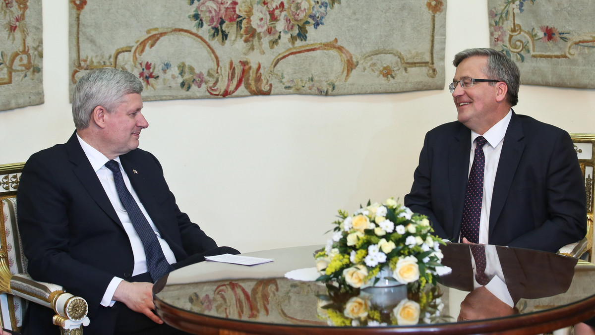 O kryzysie ukraińsko-rosyjskim i dalszej polsko-kanadyjskiej współpracy wojskowej i gospodarczej rozmawiali w Belwederze prezydent Bronisław Komorowski i premier Kanady Stephen Harper.