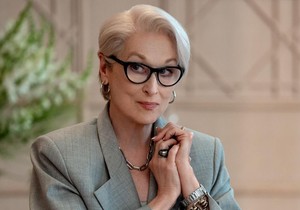 Meril Strip se vratila ulozi Mirande Pristli, zastrašujuće glavne urednice časopisa „Pista“, za koju se kaže da je inspirisana Anom Vintur iz „Voga“. | Foto: Walt Disney Studios