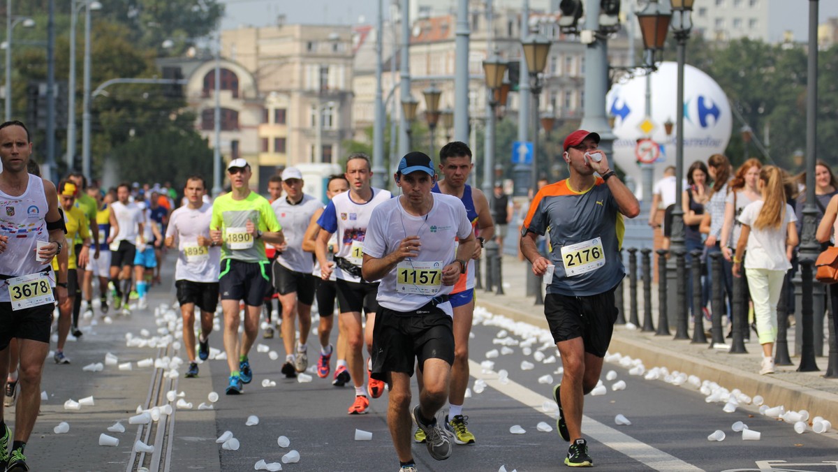 Organizatorzy wrocławskiego maratonu zaprezentowali nową trasę, która ma dać zawodnikom szansę na pobicie życiowych rekordów. Już teraz na liście startowej jest ponad pięć tysięcy osób. Start zawodów 11 września.