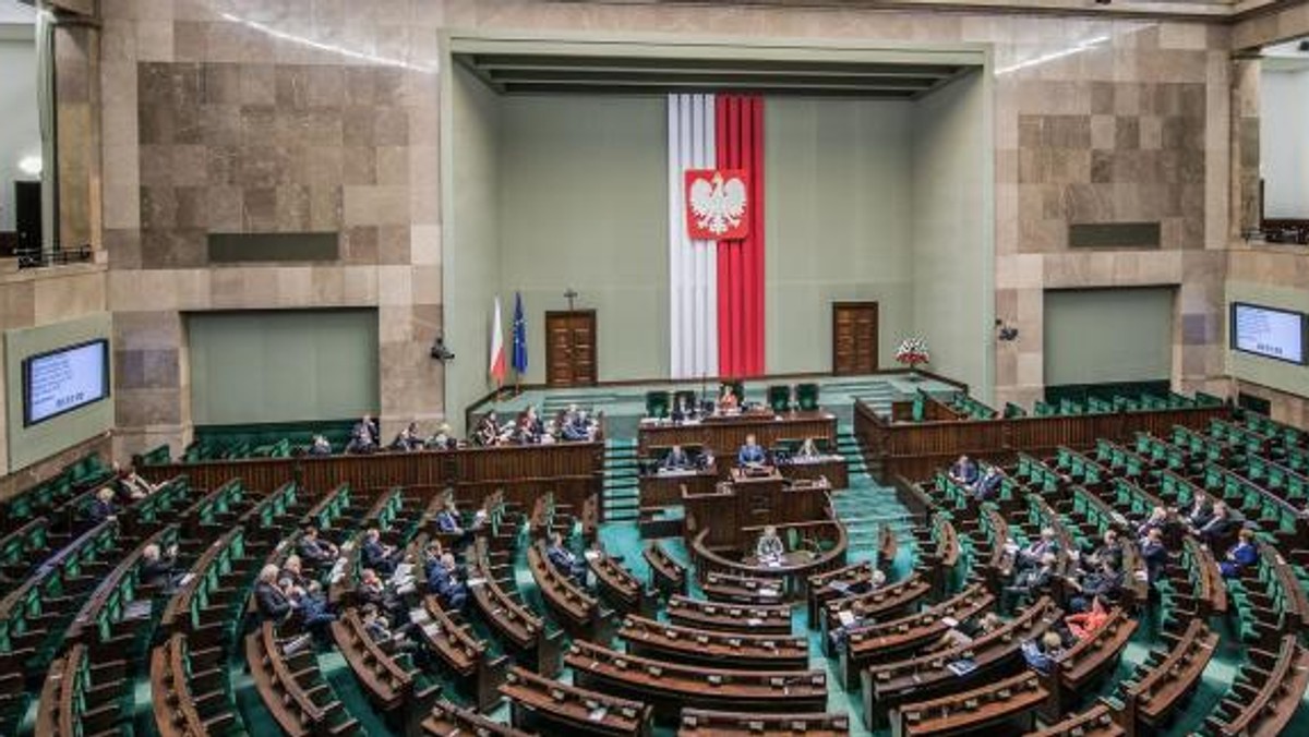 Koronawirus w Polsce. Marszałek Sejmu wydaje specjalne zarządzenie