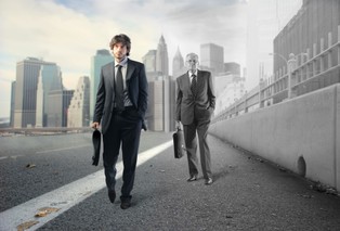 Pokoleniowy wyścig płac. Czy zarabiasz więcej niż twoi rodzice?