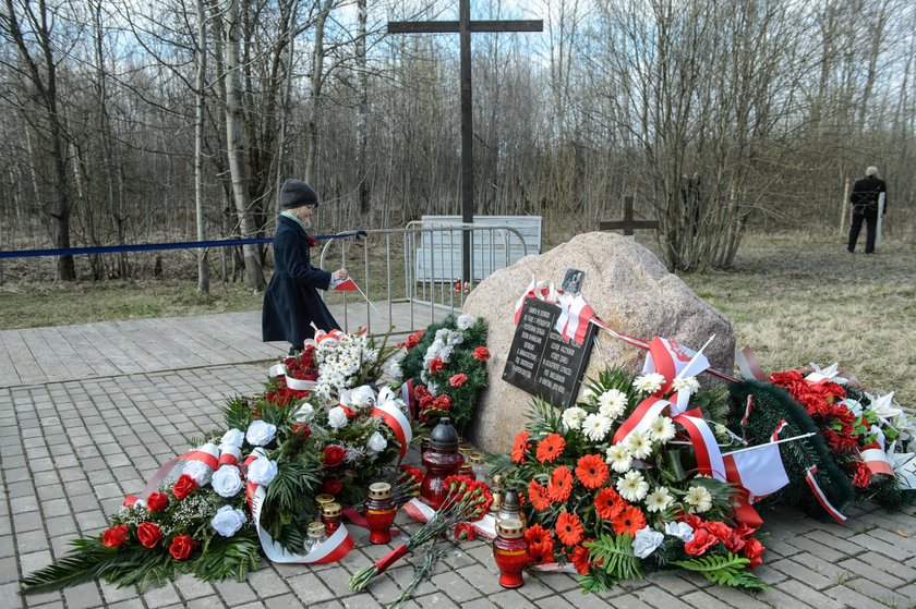 Dworczyk: zapadała decyzja o przełożeniu wizyty delegacji rządowej w Smoleńsku