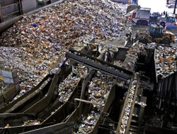 Ustawa śmieciowa: Warszawa do końca roku bez ustawy