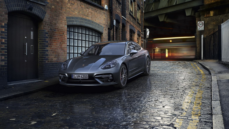 Porsche Panamera 4 E Hybrid