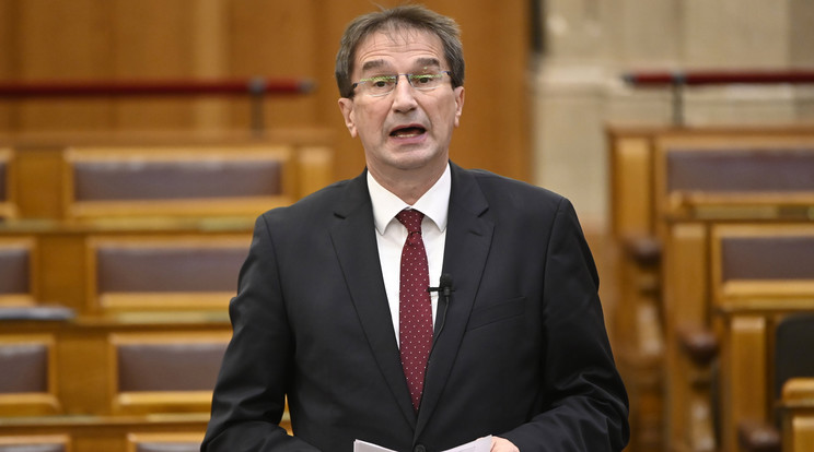Völner Pál, az Igazságügyi Minisztérium volt parlamenti államtitkára / Fotó: MTI/Kovács Tamás