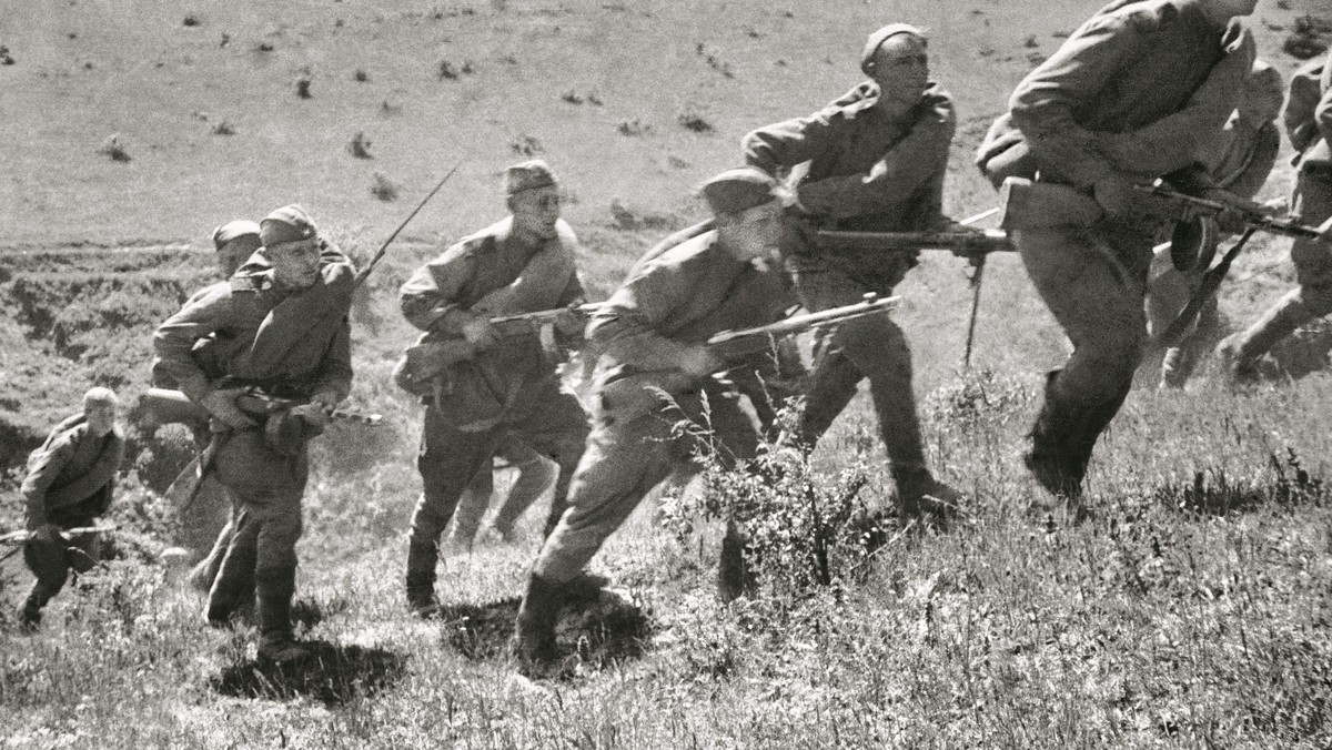 Red Army soldiers on march in World War II, 1943