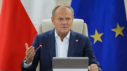 polska gospodarka rozwija się najszybciej w europie. premier tusk zabr