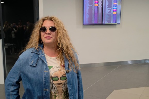 "POBEGLA SAM IZ GRADA, A U PENZIJU NE PLANIRAM" Indira Radić progovorila o životu na selu, pa se dotakla i SKANDALA Vesne Zmijanac (VIDEO)