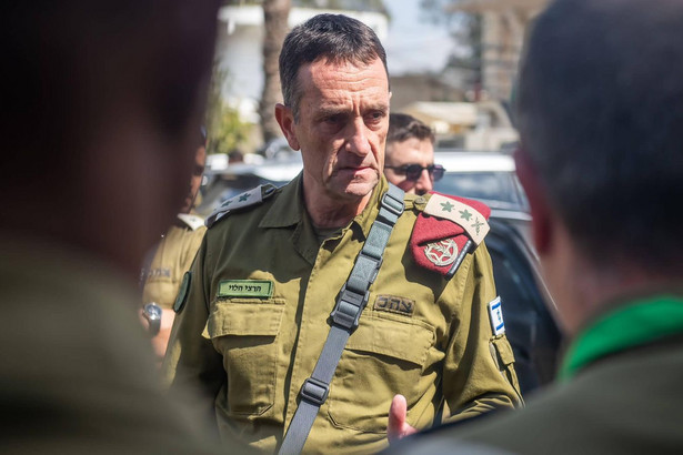 Izraelski szef sztabu gen. Herzi Halevi udzielił nagany trzem wysokim rangą oficerom i zdymisjonował dwóch kolejnych w rezultacie poniedziałkowego ataku na konwój humanitarny w Strefie Gazy