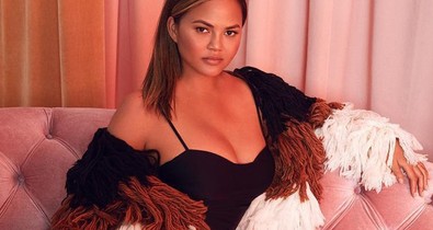 Chrissy Teigen orra elképesztően meghízott: állítja ezt ő maga!