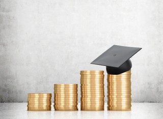 Trwa spór o wzrost płac w szkolnictwie wyższym. Rektorzy: Mimo podwyżek na uczelniach jest coraz biedniej