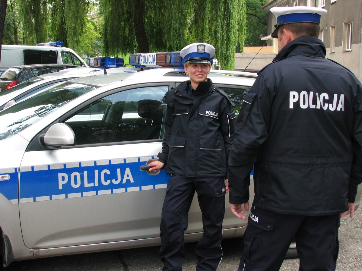 Uwaga! Koniec niebieskiej policji