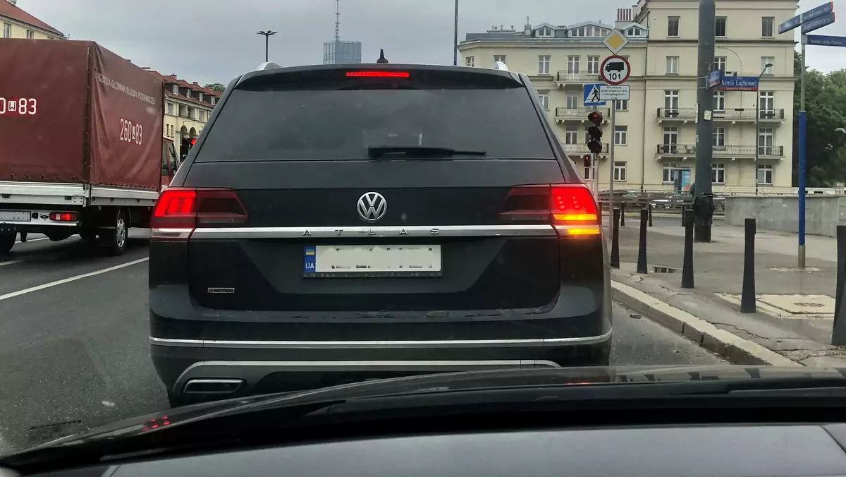 Volkswagen Atlas z Ukrainy w Warszawie