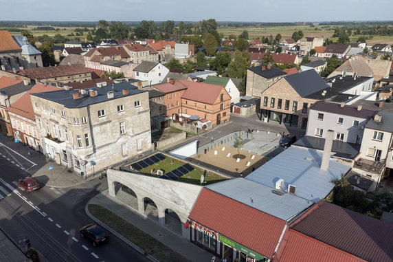 Niepozorny przystanek w Wieleniu walczy o tytuł budynku roku!