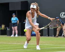 Ons Jabeur to za wysokie progi. Magdalena Fręch odpadła z Wimbledonu