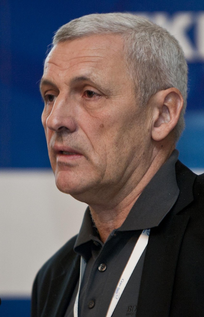 Prof. dr Bela Balint