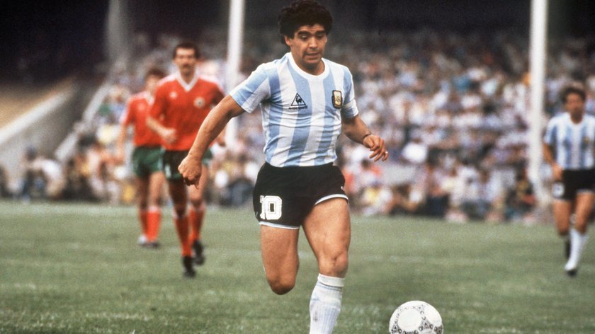 Diego Maradona nie żyje