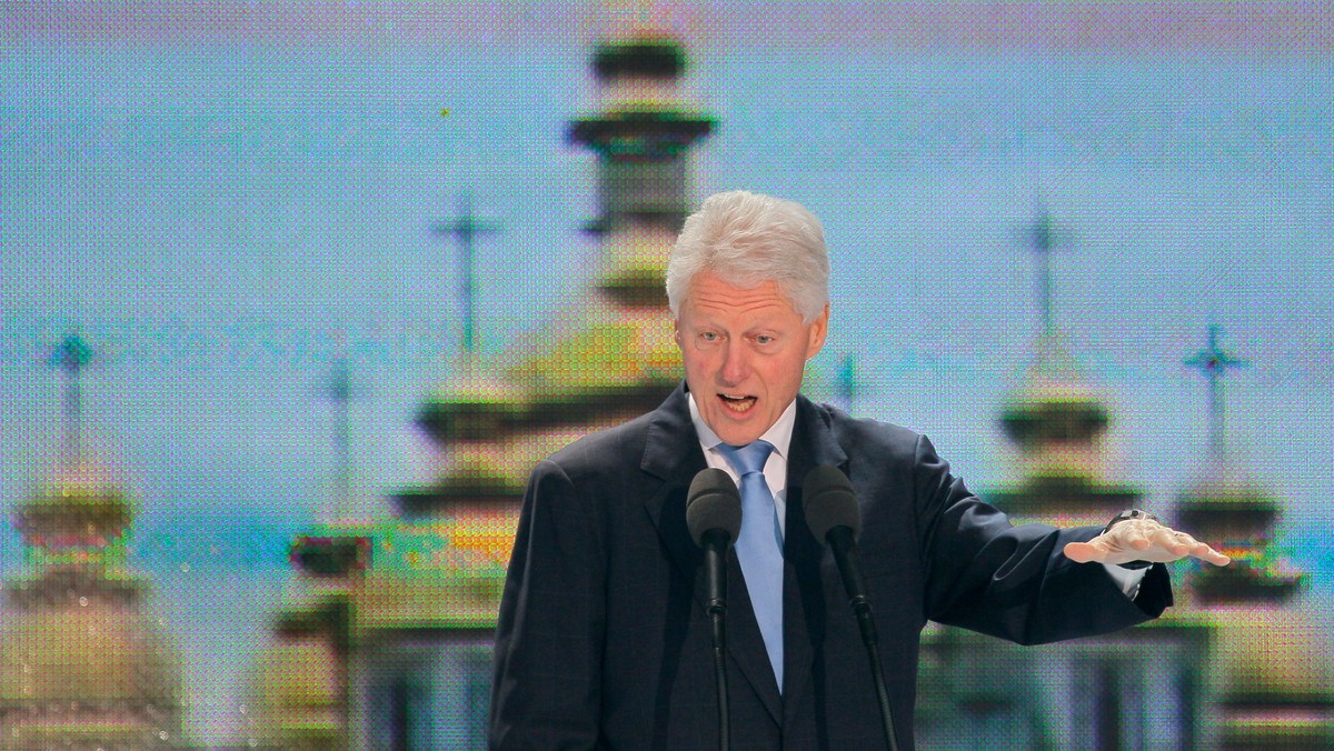 Były szef amerykańskich połączonych sztabów pisze w nowej książce, że kiedy w Białym Domu rządził Bill Clinton, na dłuższy czas zaginął kluczowy komponent systemu, który pozwala uruchomić system nuklearny Stanów Zjednoczonych.