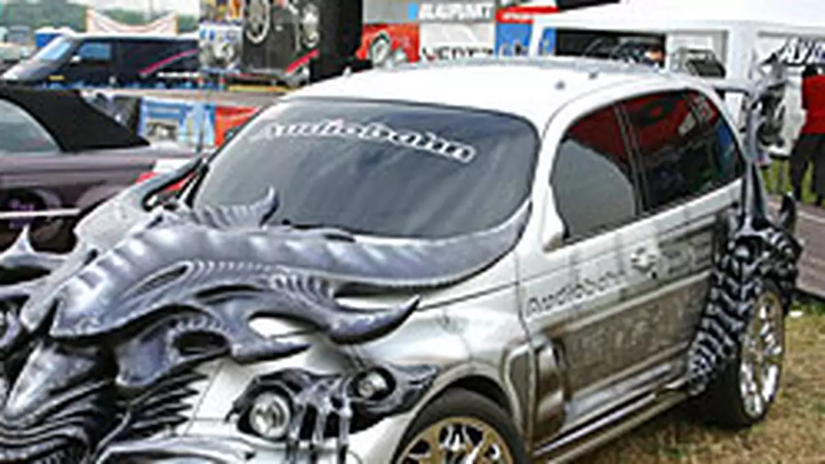 Chrysler PT Criuser Alien - potwór z Rosji