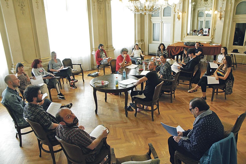 Dočekana sam baš srdačno, otvoreno,u dobrom raspoloženju ansambla,kaže proslavljena rediteljka