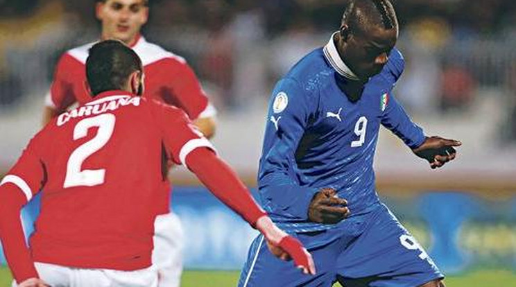 Balotelli élvezi az olasz melót