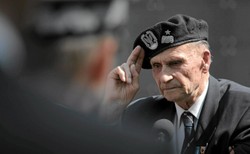 Gen. Ścibor-Rylski stanie przed sądem w procesie lustracyjnym. Postępowanie wszczął IPN