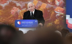 Jarosław Kaczyński wspomina zmarłego brata. 'Bez niego tego wszystkiego, by nie było'