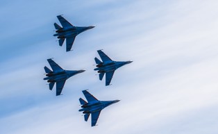 Brytyjskie ministerstwo obrony: Rosji brakuje załóg lotniczych do wsparcia inwazji