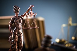 Czy ZUS może kwestionować podstawę wymiaru składek? Przedsiębiorcze matki zdane na SN