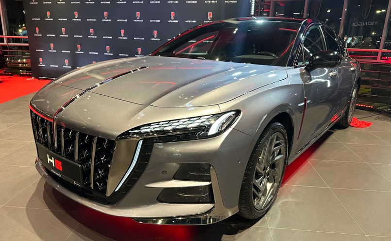 Hongqi H6