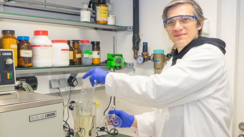 Na zdjęciu dr Christian Sonnendecker w trakcie badań, fot. Leipzig University / Swen Reichhold