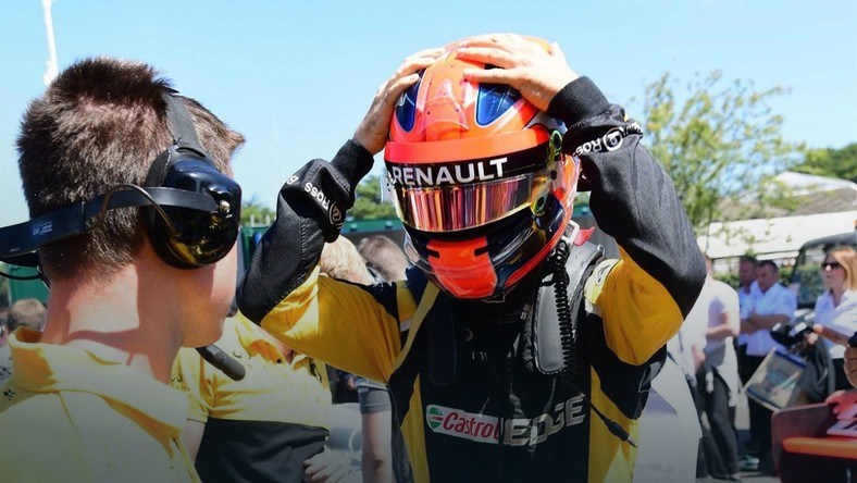 Auto motor und Sport: Kubica i Latifi testerami na Węgrzech