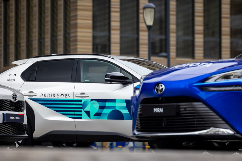 Toyota dostarczyła pierwsze auta do floty Igrzysk Olimpijskich w Paryżu