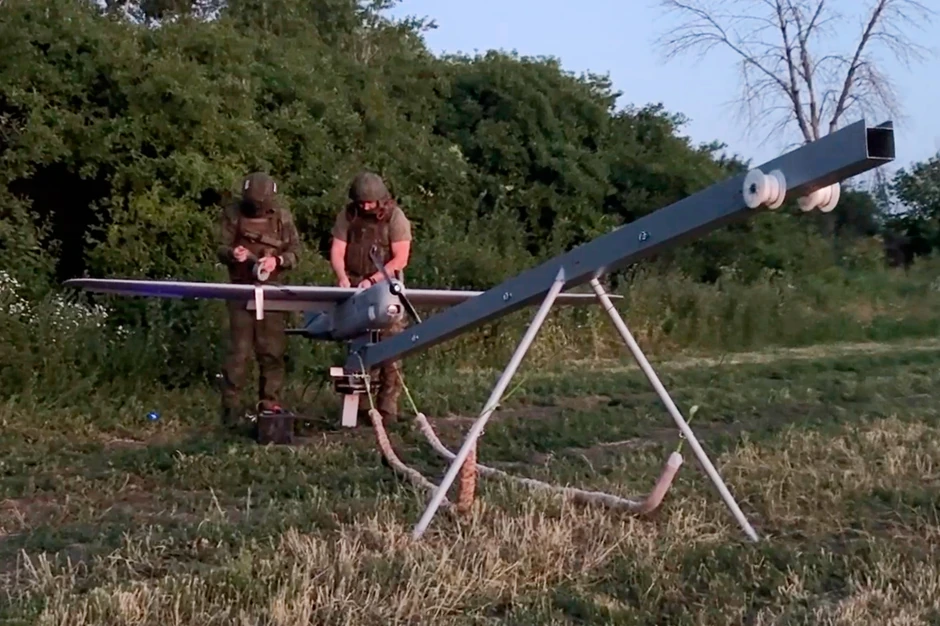 Ruska vojska lasnira dron "orlan-3D" na nepoznatoj lokaciji u Ukrajini 9. jula