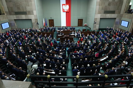 Sejmowe partie czekają tłuste lata. PiS otrzyma prawie 100 mln zł