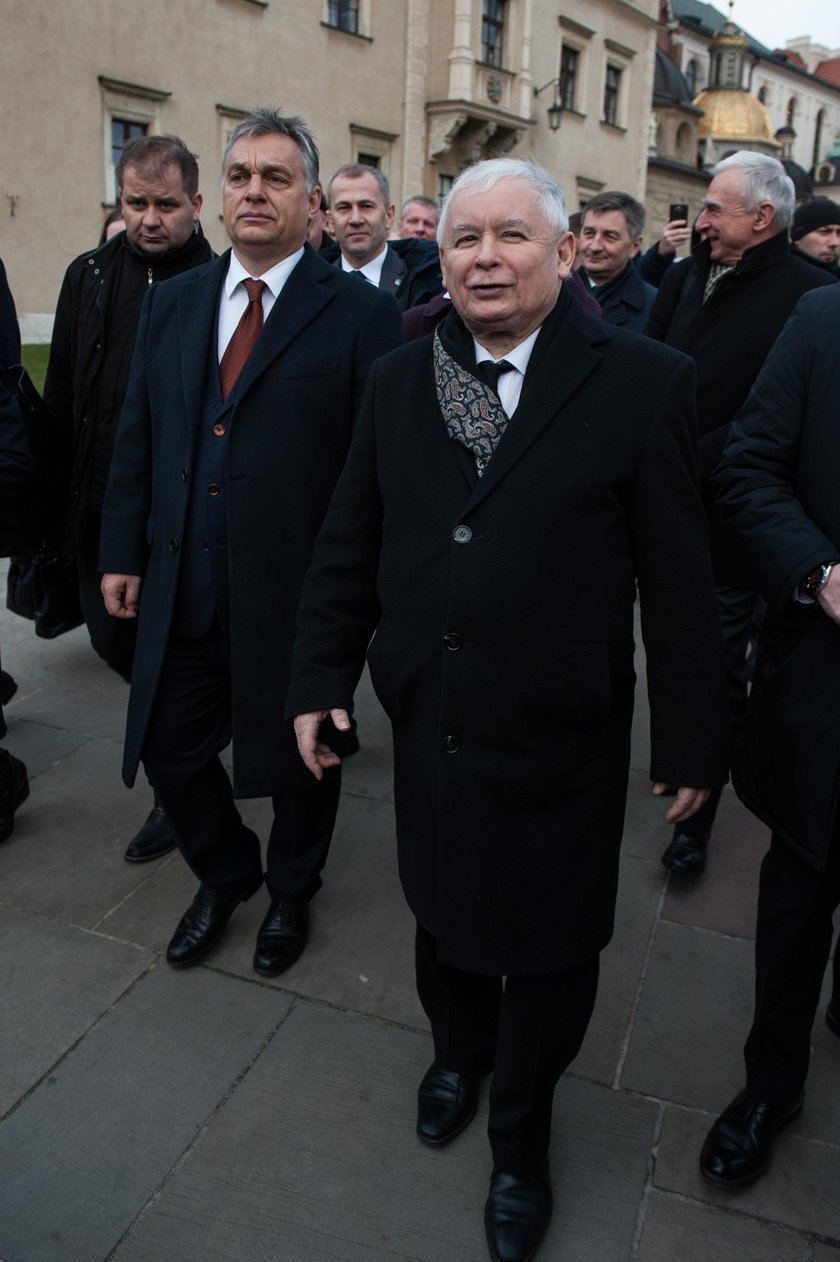 Orban zdradzi Kaczyńskiego z Tuskiem