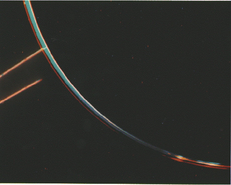 Obraz pierścienia Jowisza, odkryty przez sondy Voyager